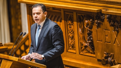 Imaxe do primeiro ministro portugués,Luís Montenegro no Parlamento ( Henrique Casinhas / Europa Press)