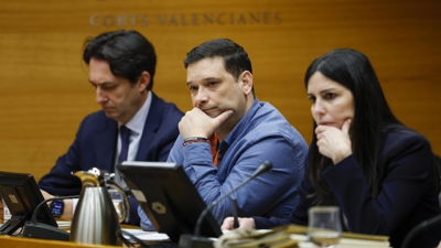 Intervención do representante da asociación Damnificados pola dina Alfafar-Horta Sur, Alejandro Carabal,  (EFE/Ana Escobar)