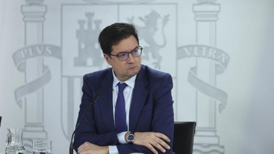 O ministro Óscar López, este martes na rolda de prensa posterior ao Consello de Ministros (EFE / Kiko Huesca)