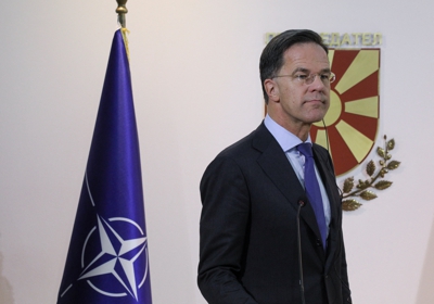 O secretario xeral da Alianza Atlántica está de visita en Macedonia. Reuters