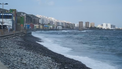 A policía percorreu as praias de San Cristóbal na procura de pistas (Efe)
