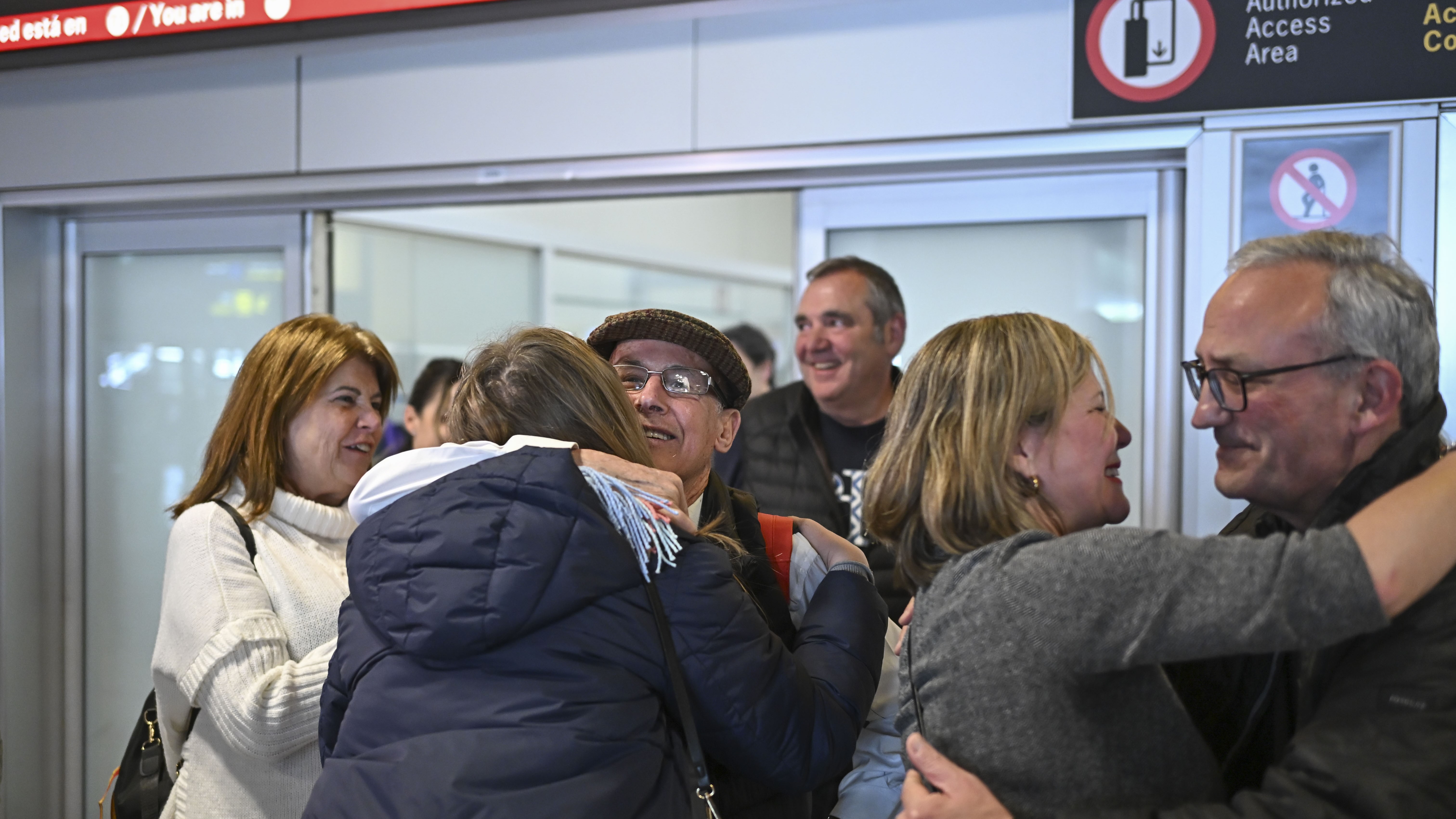 Españois atrapados en Israel chegaban esta semana a Madrid. . EFE/ Fernando Villar