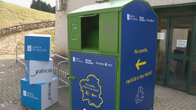 Disporán do contedor tres albergues do final do Camiño