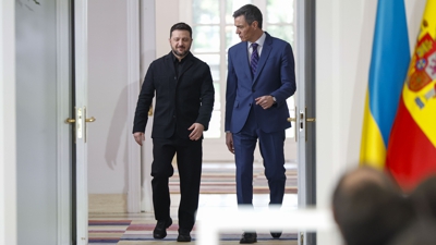 Pedro Sánchez e Volodimir Zelenski este mércores no Palacio da Moncloa (EFE/Chema Moya)