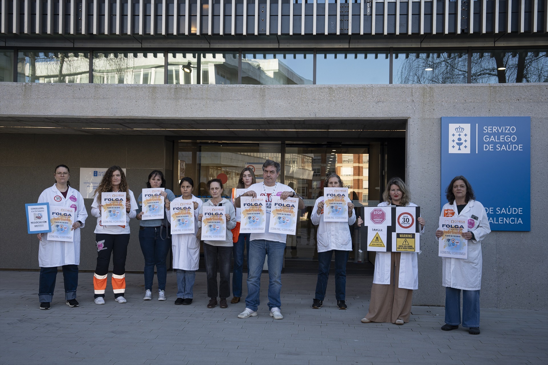 Peche de médicos no centro de saúde Olimpia Valencia de Vigo. Adrián Irago / Europa Press