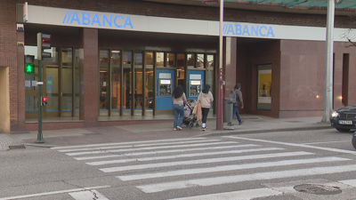 Os detidos atracaron esta sucursal bancaria na Avenida de Castrelos