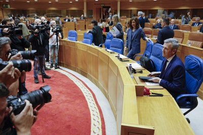 Chegada do presidente da Xunta ao Parlamento para o debate. EFE/Lavandeira jr