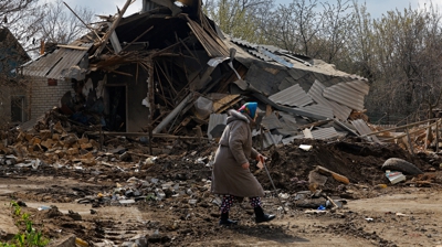 Imaxe dos estragos causados por un dron ruso en Ucraína (REUTERS/Alexander Ermochenko)