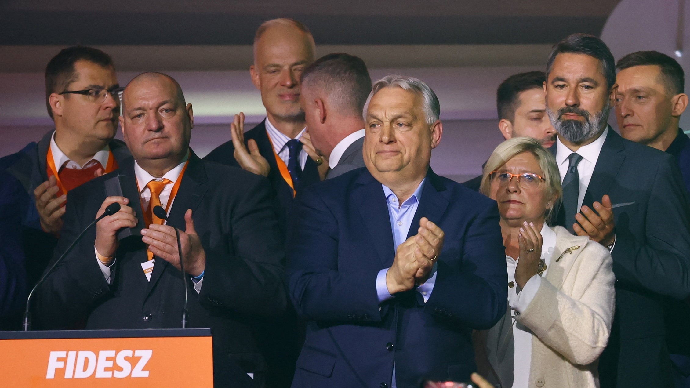 Orbán tras coñecer os resultados parciais. REUTERS/Bernadett Szabo