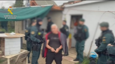 A Garda Civil despregou un dispositivo especial para deter o home nunha zona illada e de difícil acceso (Garda Civil)