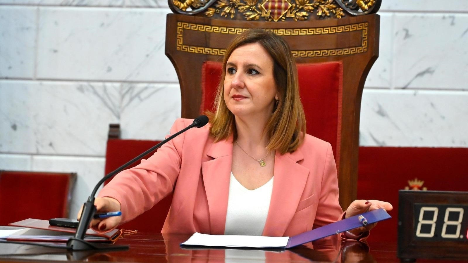 María José Catalá durante un pleno do Concello de Valencia (Europa Press/Sebastián Hipperdinger)