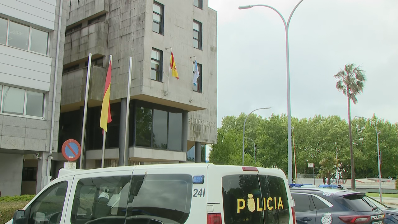 A Policía Nacional é a que leva a cabo o operativo