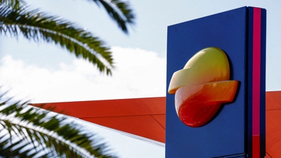 Logo de Repsol nunha gasolineira de España.  (REUTERS/Borja Suarez)