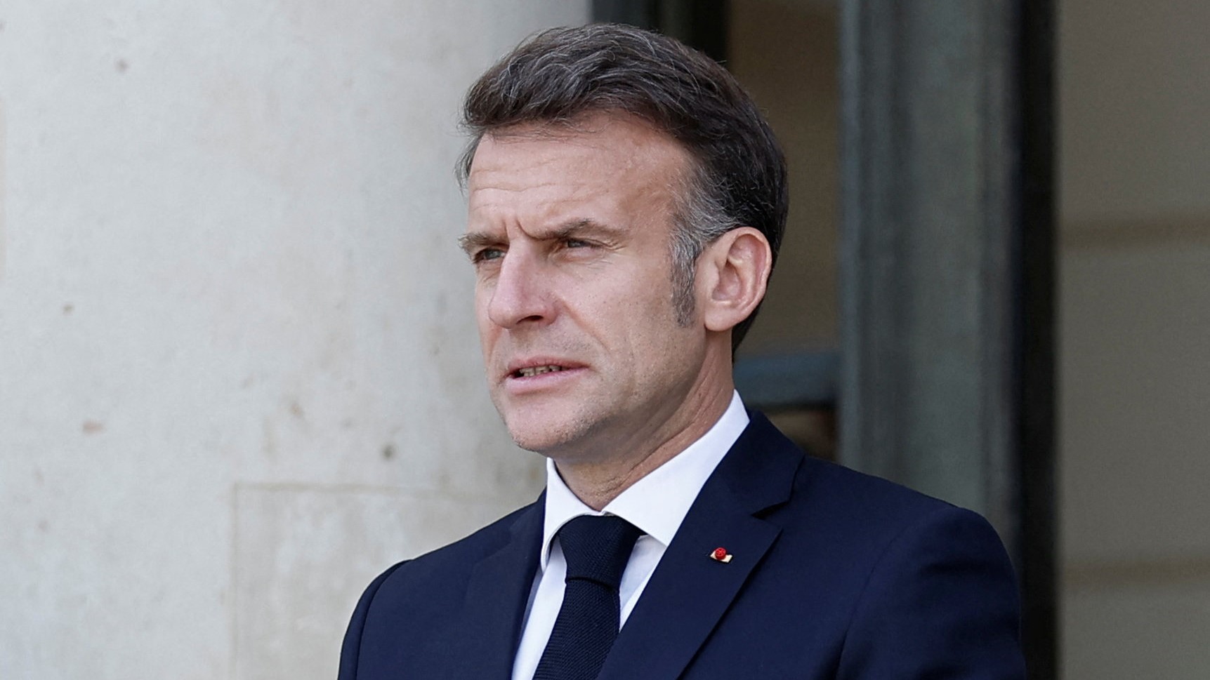 Macrón este venres en París. REUTERS/Benoit Tessier