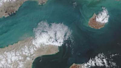 Imaxe de satélite do estreito de Ormuz. UE/COPERNICUS SENTINEL-2 vía REUTERS