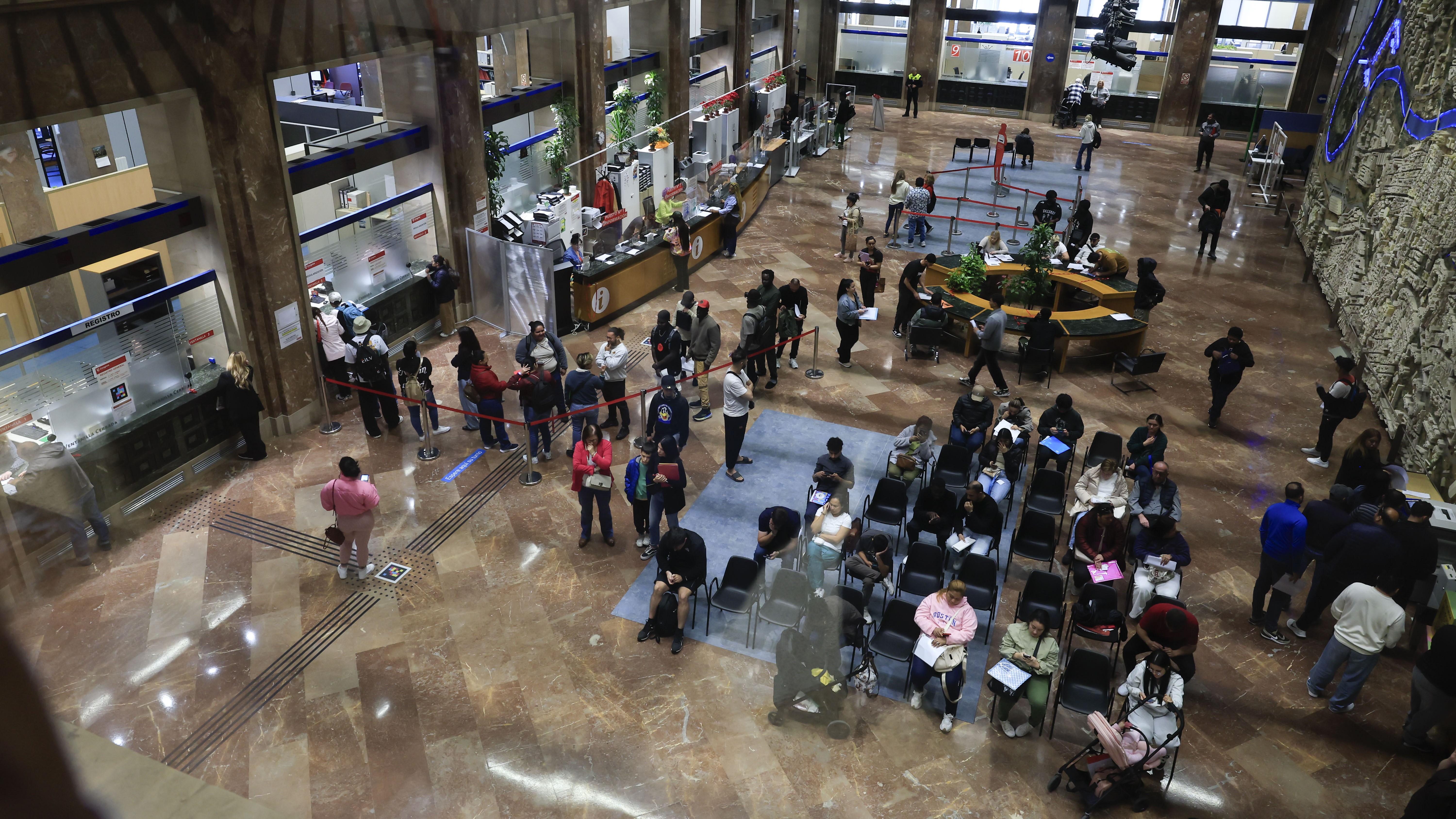 Interior do concello de Zaragoza. EFE/Javier Cebollada