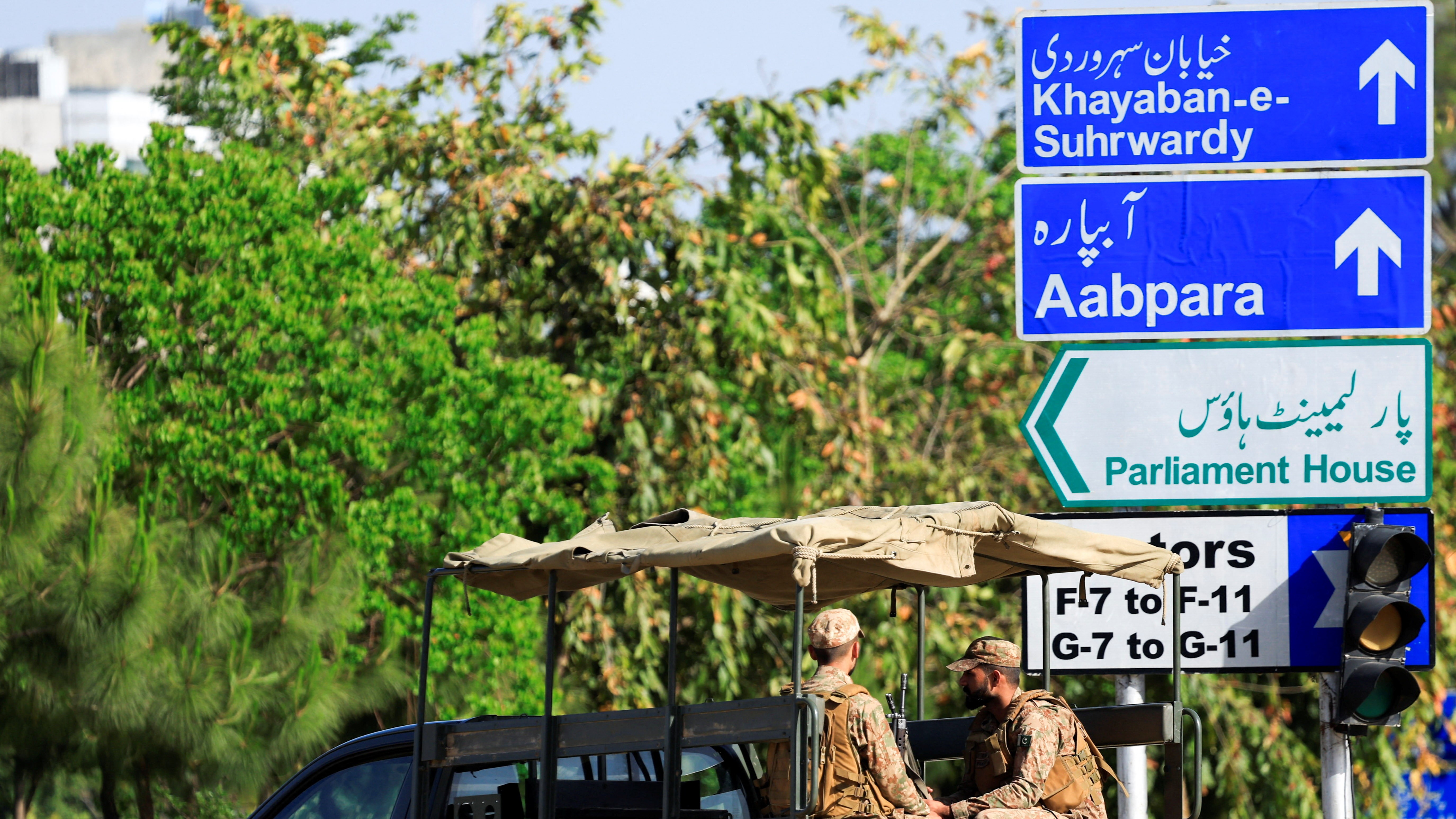 Soldados na capital de Paquistán. REUTERS/Akhtar Soomro.
