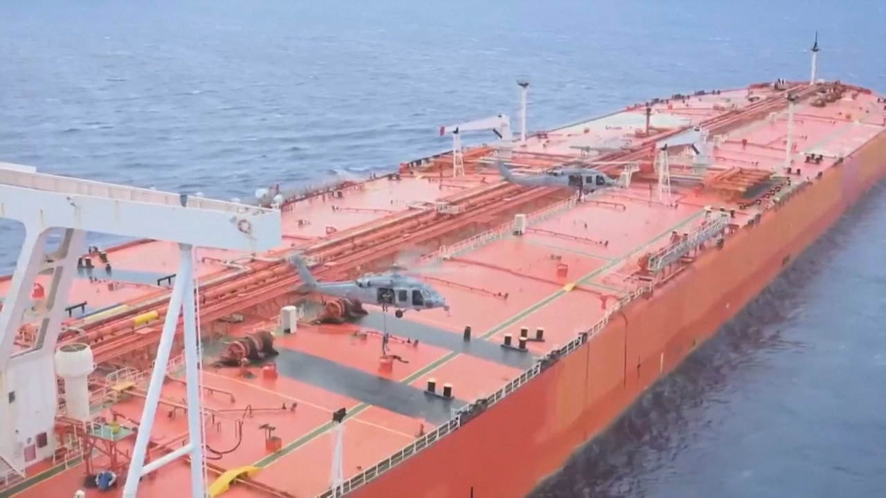 Forzas dos Estados Unidos, no momento da abordaxe (Reuters)