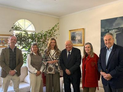 A conselleira nun encontro coa colectividade galega no Uruguai