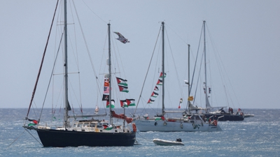 Flotilla preto da illa de Creta, Grecia. (REUTERS/Stefanos Rapanis)