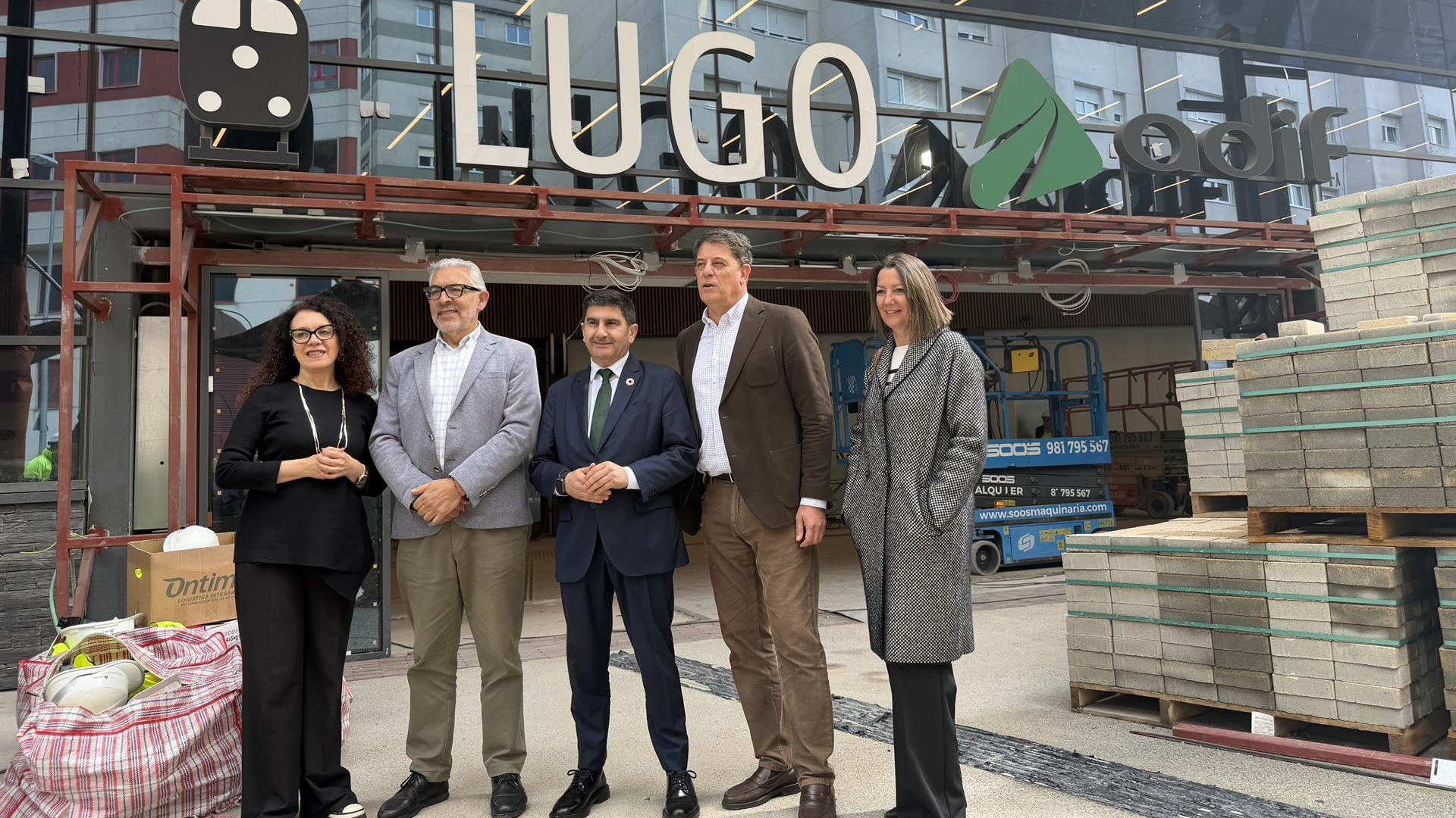 O delegado do Goberno, o alcalde e o secretario xeral do PSdeG visitaron as obras