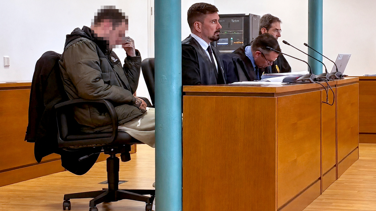 O xuízo celébrase na sección segunda da Audiencia Provincial da Coruña