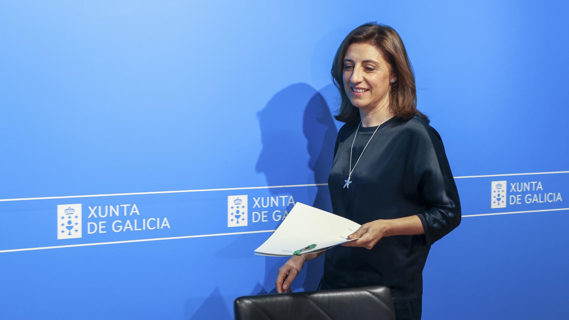 Ánxeles Vázquez na comparecencia ante os medios deste martes. EFE/Xoán Rey.