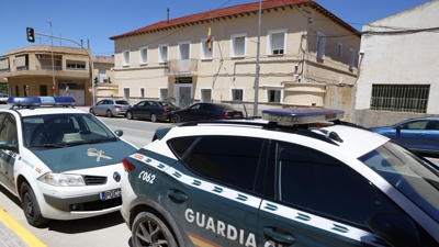Os feitos aconteceron nunha vivenda do posto da Garda Civil na localidade alacantina de Dolores . EFE/ Pablo Miranzo