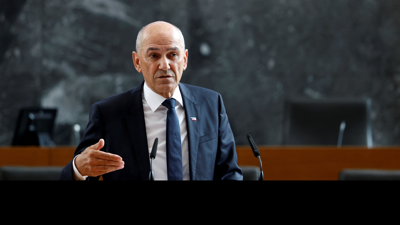 Janez Jansa, primeiro ministro de Eslovenia. REUTERS /Borut Zivulovic