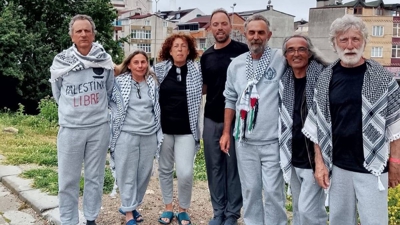 Imaxe da delegación galega da flotilla en Istambul. GLOBAL SUMUD FLOTILLA vía Europa Press.
