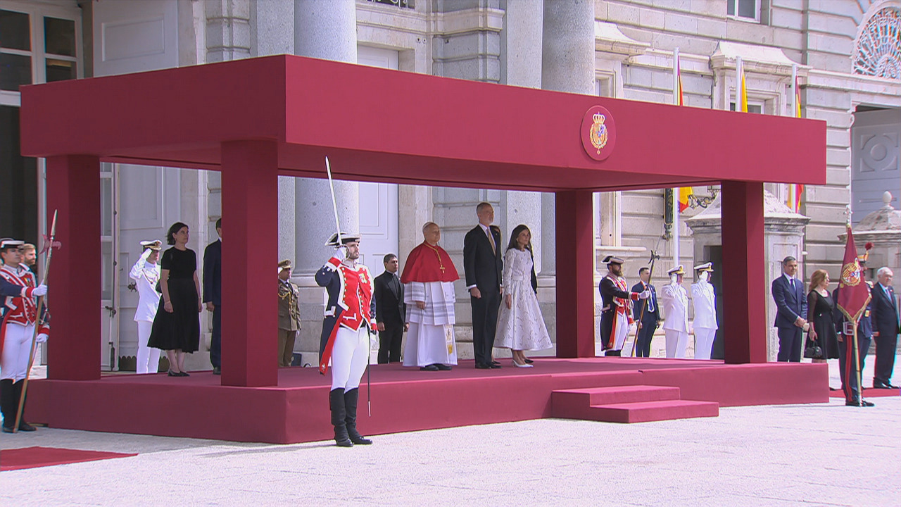 A benvida oficial foi no Palacio Real