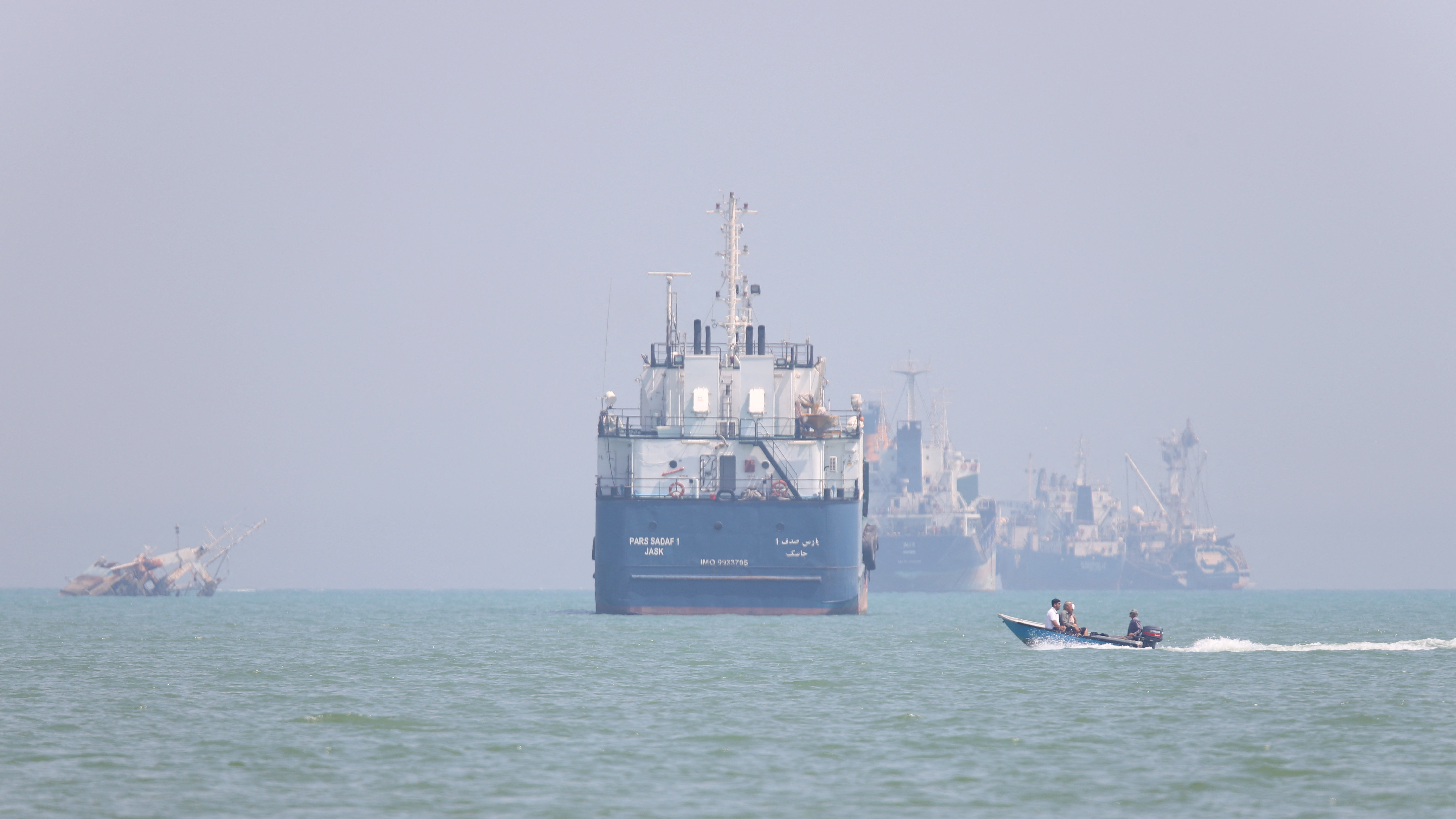 Amirhosein Khorgooi/ REUTERS