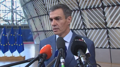Pedro Sánchez atende aos medios antes da reunión do Consello Europeo en Bruxelas. EFE