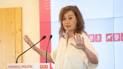 Francina Armengol, este sábado, durante o Consello Político do PSIB. Foto: Javier Fernández/ Europa Press