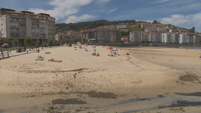 Praia de Santa Marta, Baiona, este sábado pola mañá.