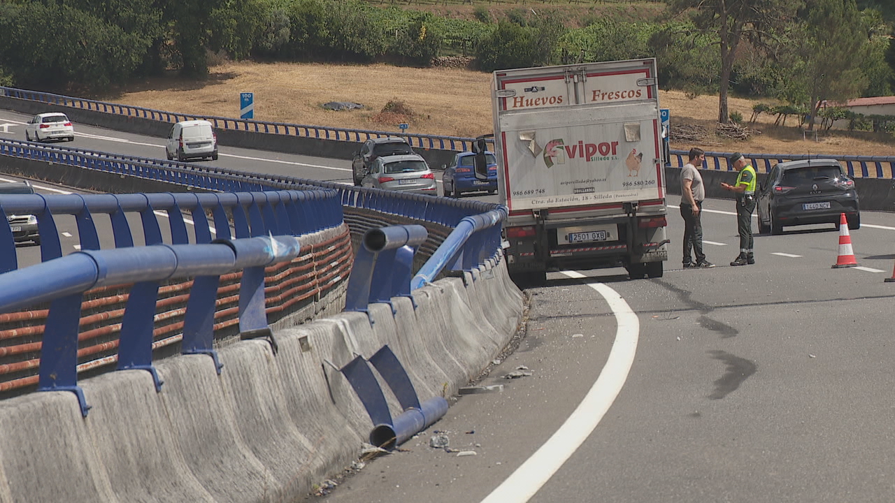 Accidente mortal na AP-53 ao seu paso polo municipio de Vedra