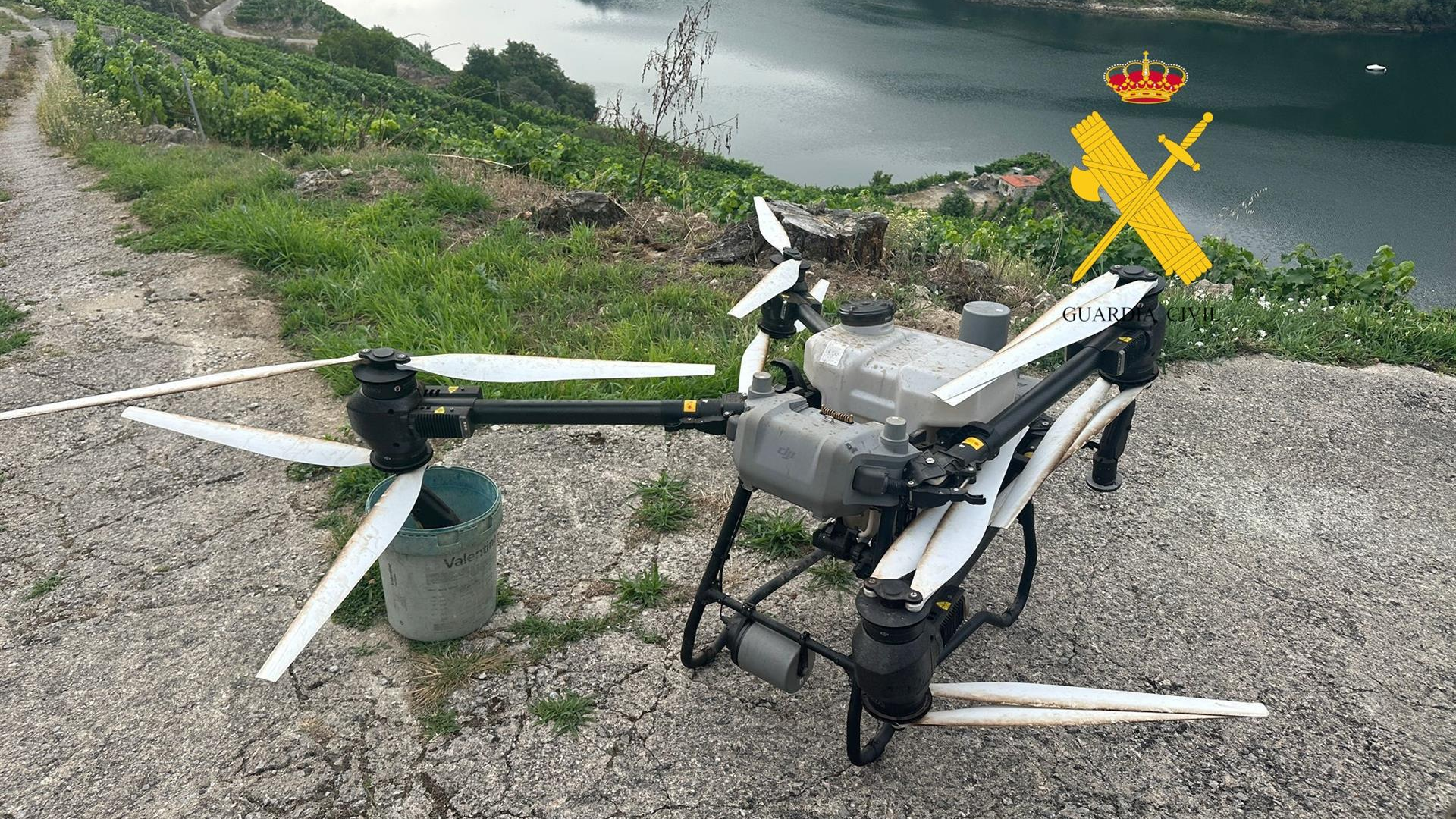 Dron intervido na Ribeira Sacra./ GARDA CIVIL DE LUGO