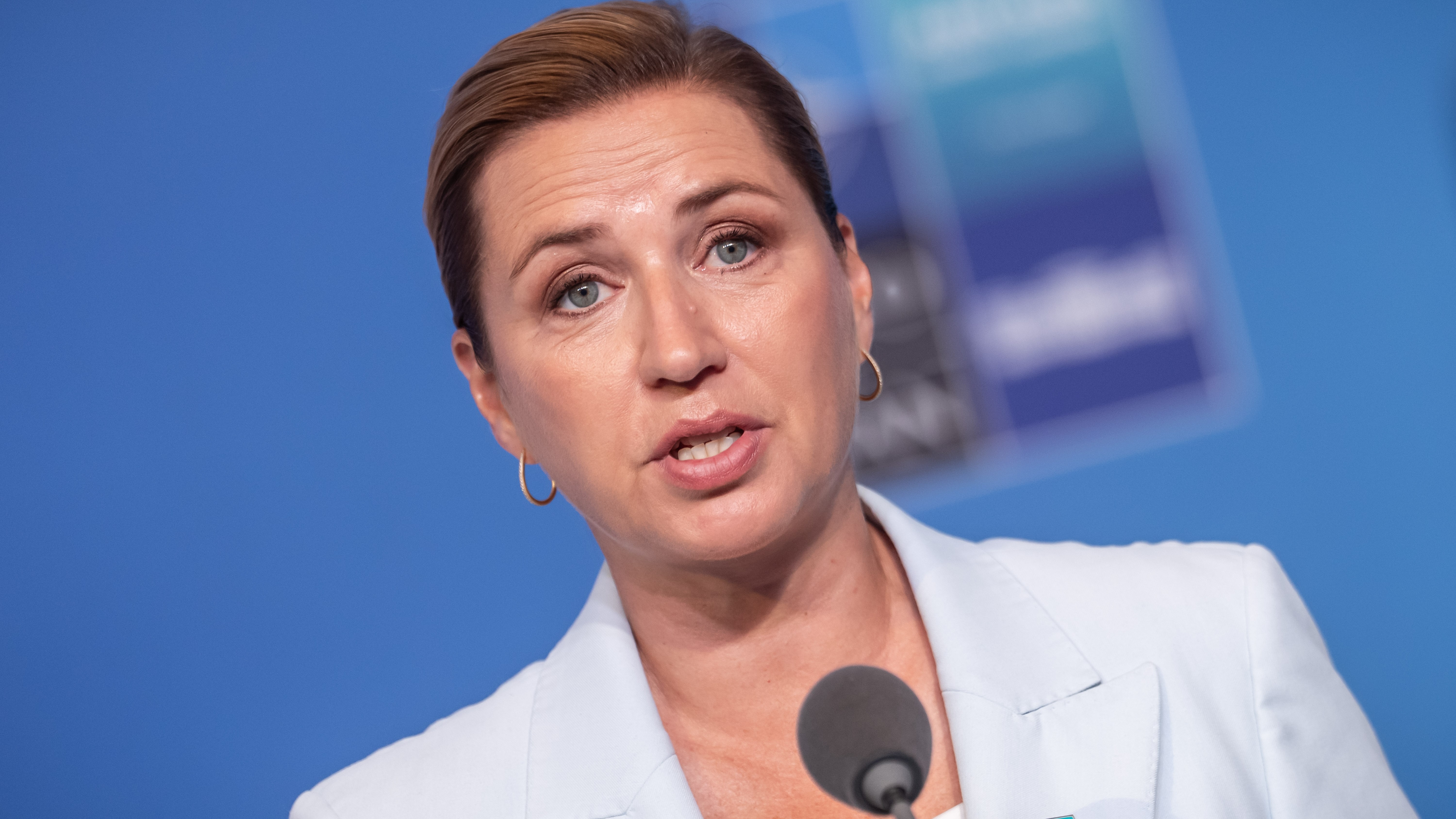 A primeira ministra de Dinamarca, Mette Frederiksen, comparece ante a prensa no cumio da OTAN en Ankara (Michael Kappeler/dpa)