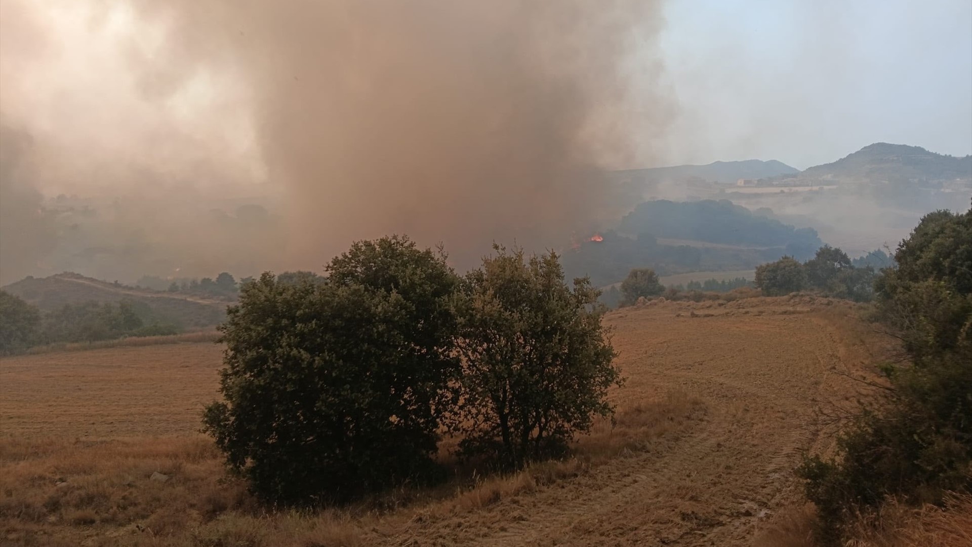 Imaxe do incendio de Ores falicitada pola Deputación de Huesca