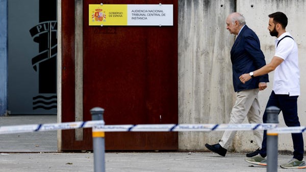 O exministro, á súa chegada á Audiencia Nacional, este mércores (EFE/Mariscal)