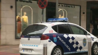 Imaxe de arquivo dun coche da Policía Local en Pontevedra