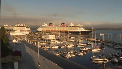 Imaxe do cruceiro Disney Dream en Vigo nunha escala anterior.