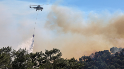 Grecia ten outros dous incendios activos na illa de Lesbos. Reuters