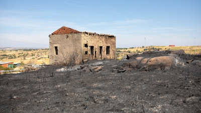 Casa queimada en Sayago, Zamora (Paloma V. Escarpa/Europa Press)
