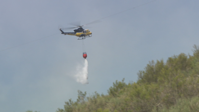 Un helicóptero antiincendios nunha imaxe de arquivo