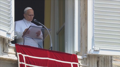 O Pontífice este domingo en San Pedro, Vaticano. Imaxe: Reuters