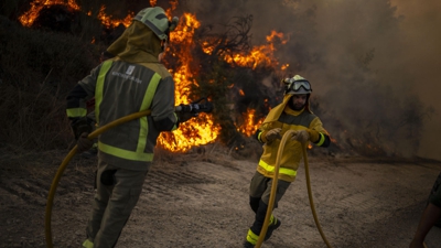Incendio en Baltar.  EFE/Brais Lorenzo