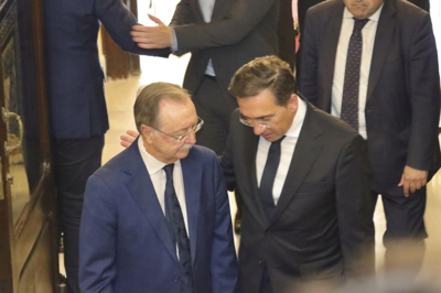 José Manuel Albares e Juan Jesús Vivas na xuntanza deste martes