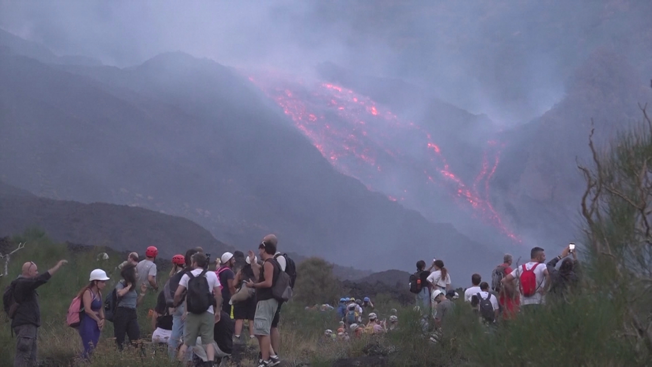 Erupción do volcán Etna en agosto de 2026