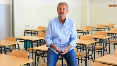 O presidente da Xunta no colexio SEI San Narciso de Marín. EUROPA PRESS/David Cabezón